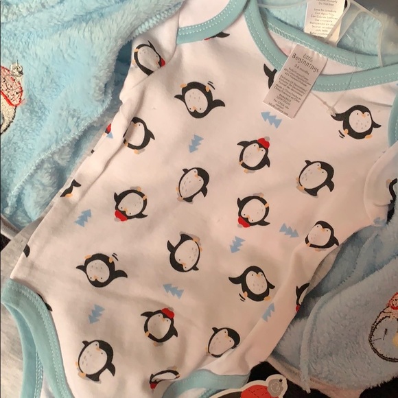 Little Beginnings 3piece Set 3-6M 💙🤍 - Picture 3 of 4